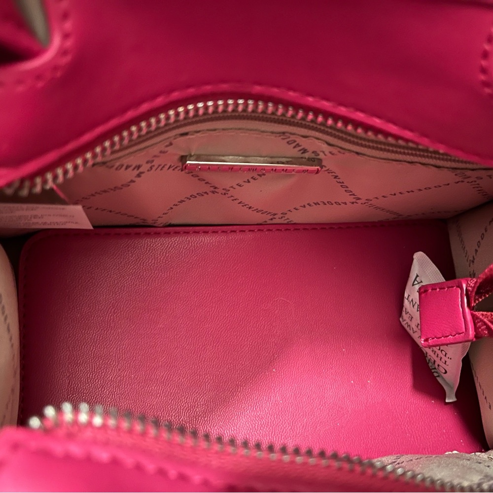 NWT Steve Madden fuschia Bniko hand or shoulder bag - Picture 7 of 7
